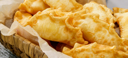 Empanadas de queso y cebolla